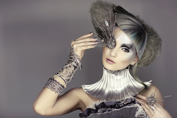 Шкорпије воле црну, Јарчеви сребрну